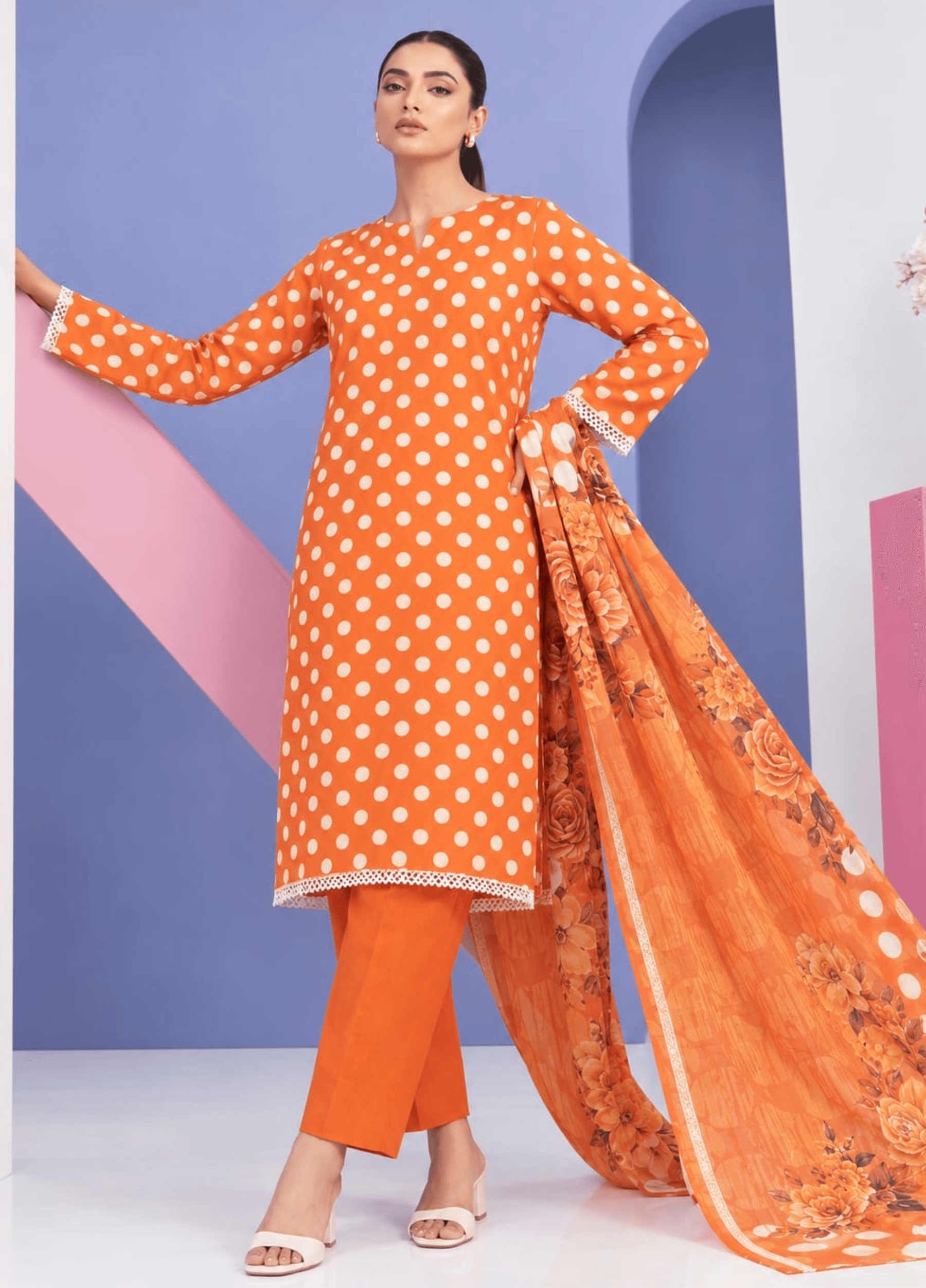 Libas Exclusive Digital Printed Lawn Summer Collection – 3PC Suit | Article 04